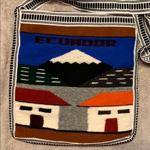 Handmade Bag Ecuador - Picture 1 of 2